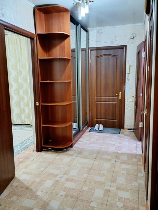 Сдам комнату для девушек или женщине