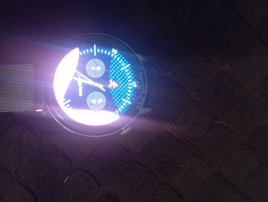 Продам смарт часы.