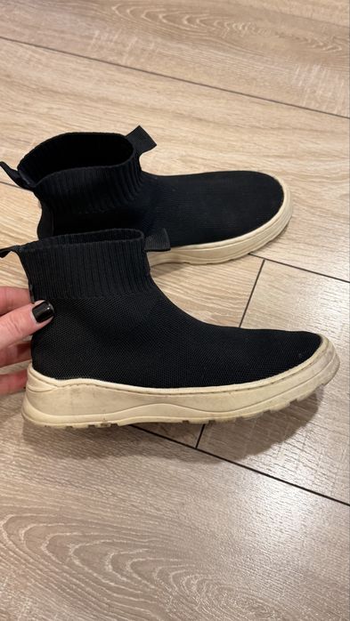 Ghete crosetate Zara marimea 35