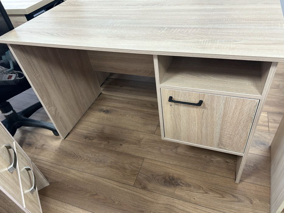 Продам мебель  в офис