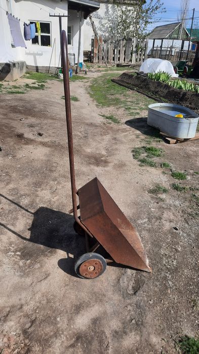 Продам тачку садовую