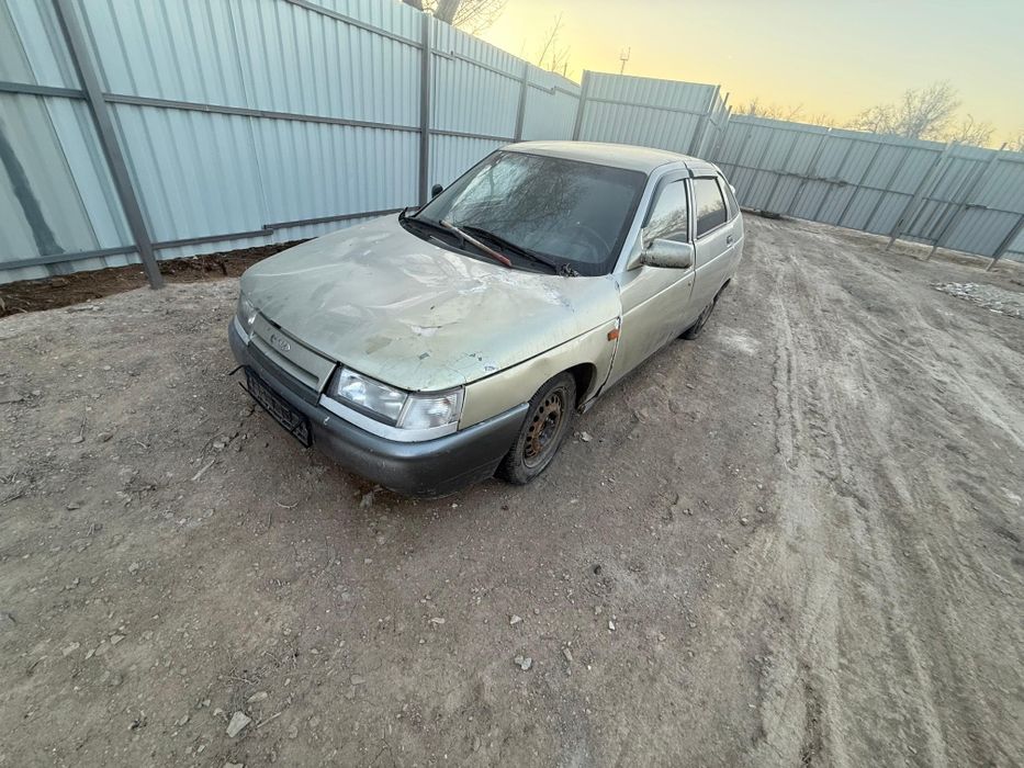 Автомобиль ВАЗ 2112