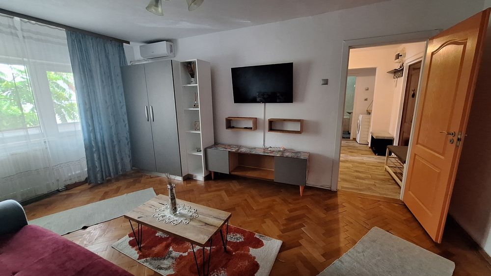 Apartament 2 camere decomandate de închiriat – Dorobanți, etaj 1, ideal pentru un cuplu