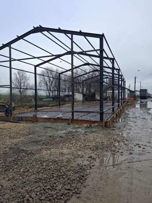 Vând structura metalica 10x25x4 8000€