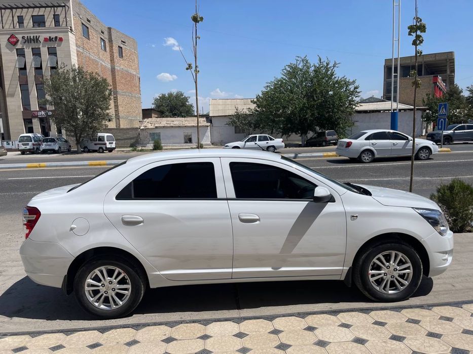 Chevrolet Cobalt 2025 — 2