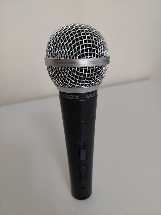 Microfon max sm58