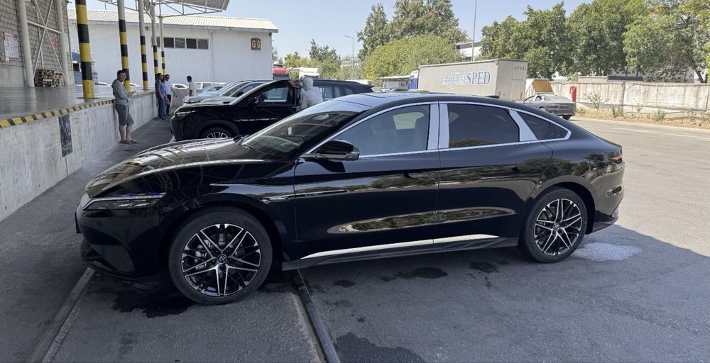 BYD han 2026 Yil 635 km yuradi