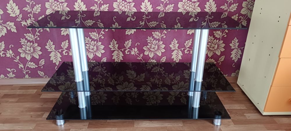 Продам подставку под телевизор