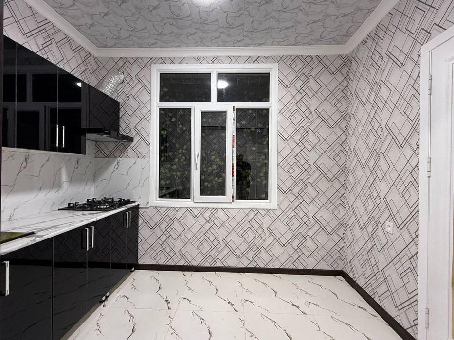 Продаётся 1в2/2/5 Авиасозлар 1, балкон 2на6