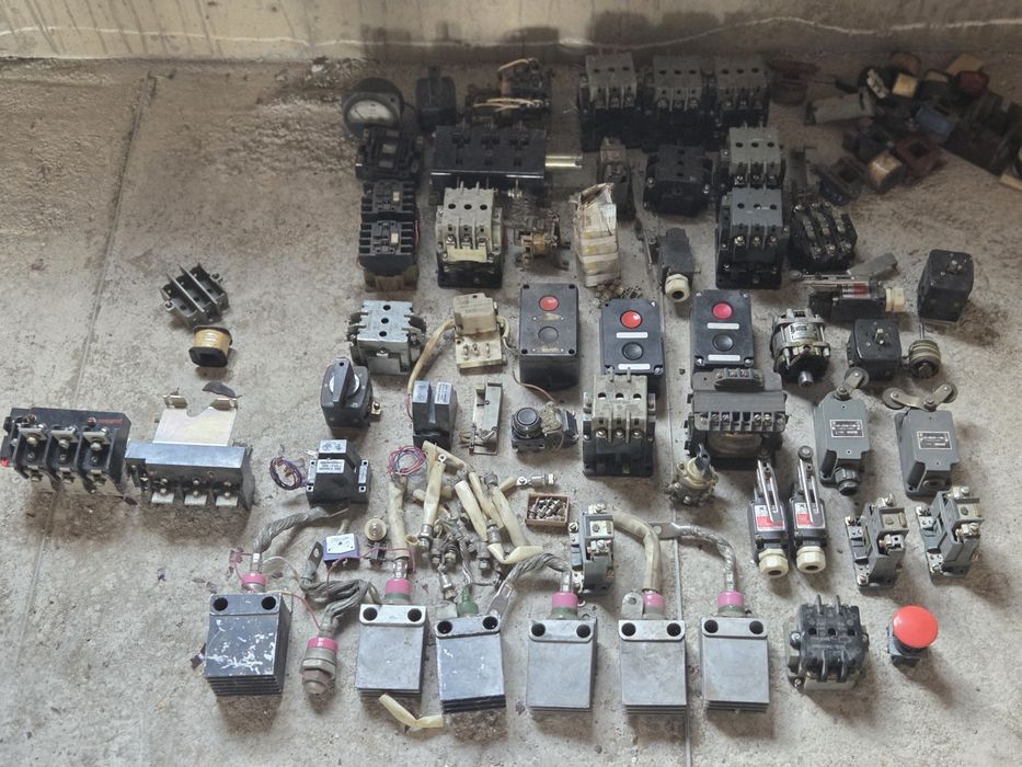 Контакторы, реле, кнопки, промышленная автоматика