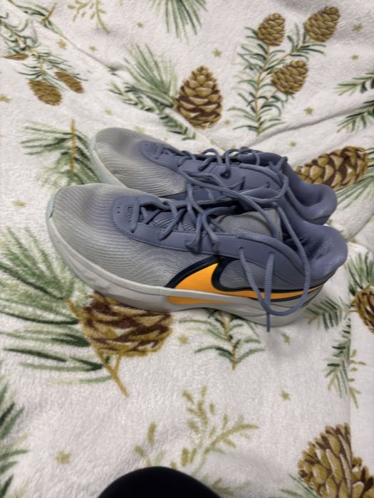 Vand adidasi freak 6