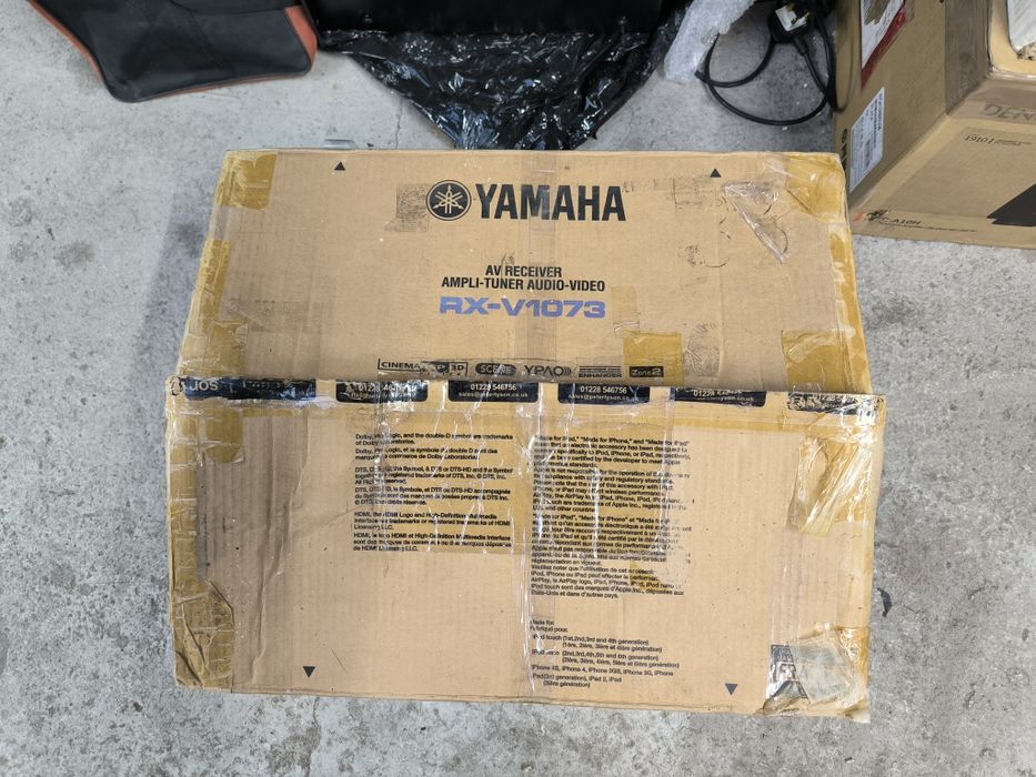 Yamaha rx -v 1073