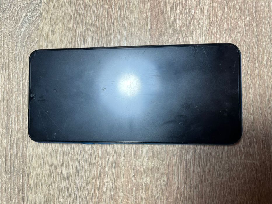 Телефон realme C3