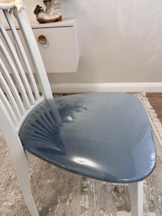 Стулья 6 штук с подстилкой