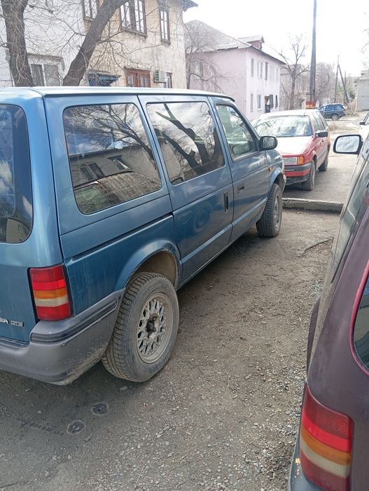 Продам авто крайслер