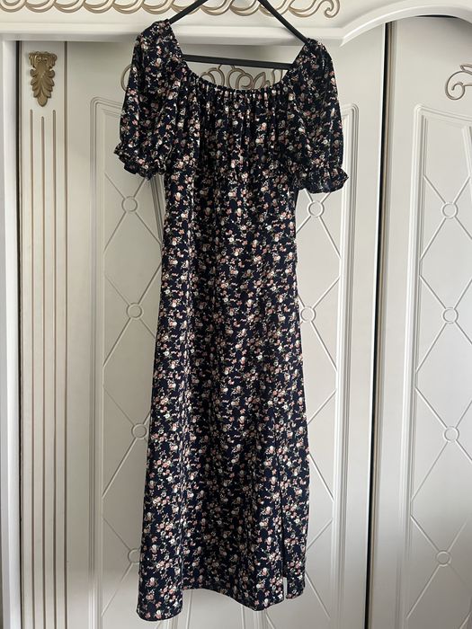 Платья по 75.000