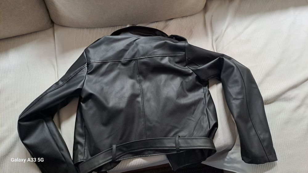 Кожено яке размер М