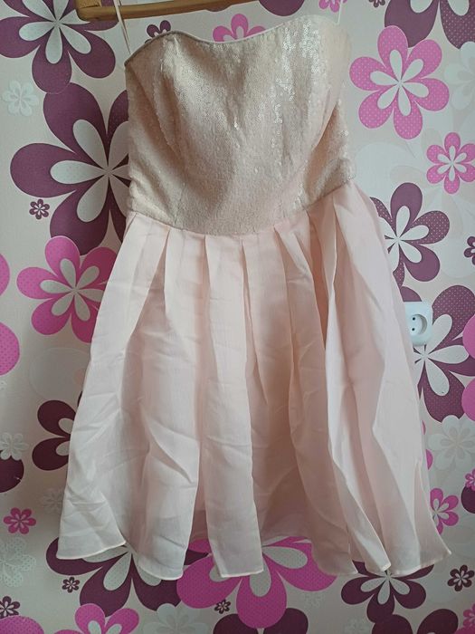 Платье нарядное на выпускной