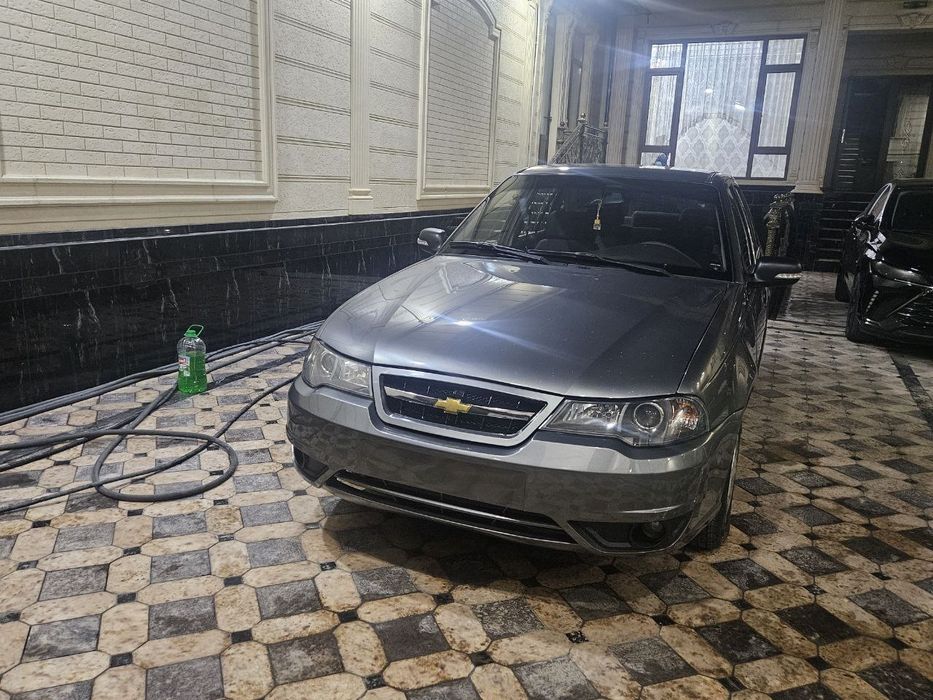 Nexia 2 Sotiladi 2015 yil supper kandor Benzinda