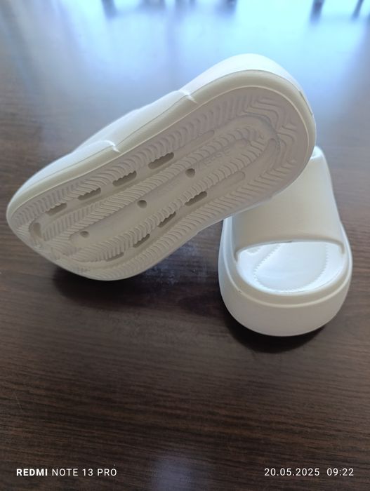 Нови дамски чехли, меки и удобни