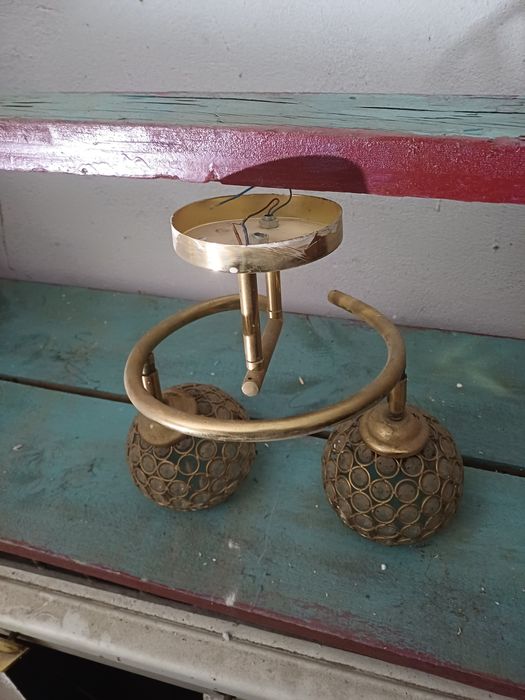 Продам люстра 1500