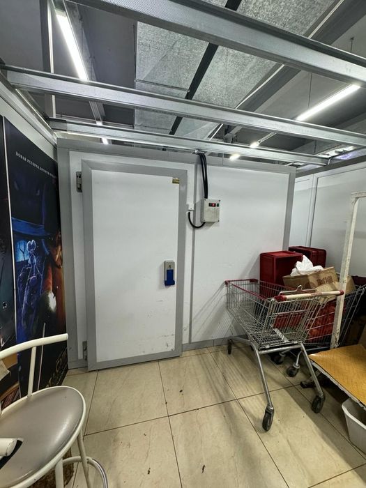 Морозильные и холодильные камеры