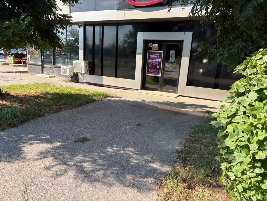 Inchiriez spatiu comercial 120 mp