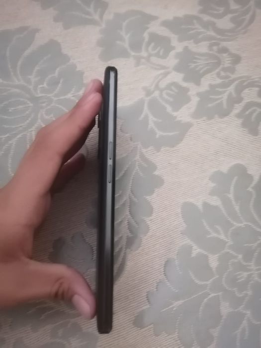 Realme GT NEO 3 150W.  12/256