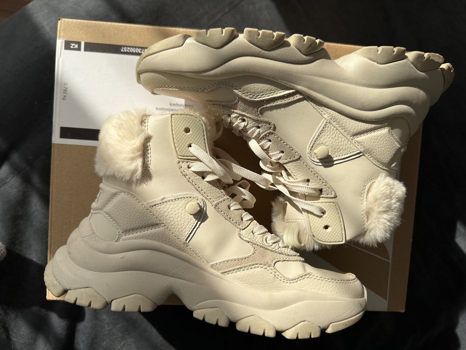 Зимние ботинки Zara