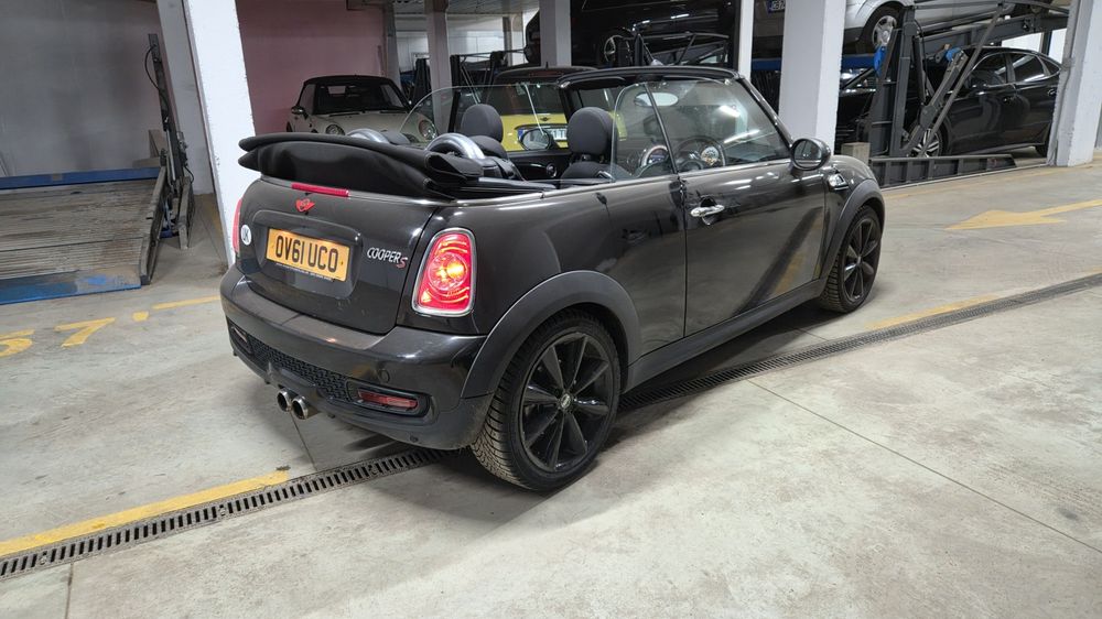 2011 Mini Cooper S Cabrio R57