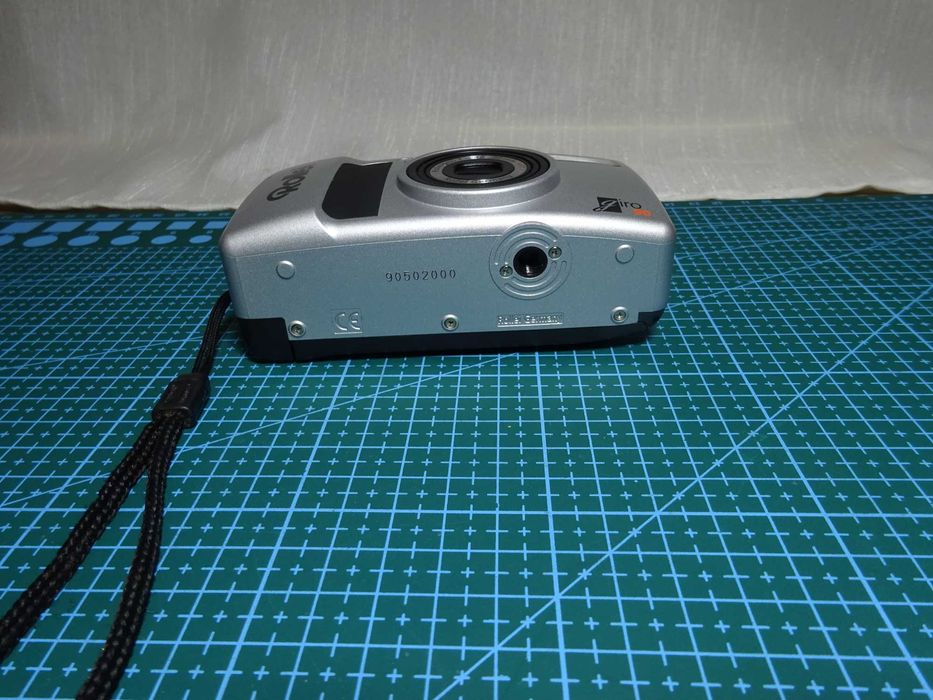 Aparat foto compact pe film 35mm Rollei Giro 90