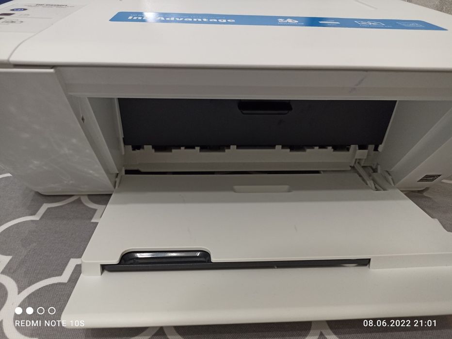 Продам принтер 3 в 1 HP Deskjet Ink Advantage 1515