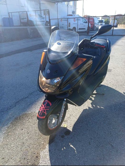Yamaha majesty250