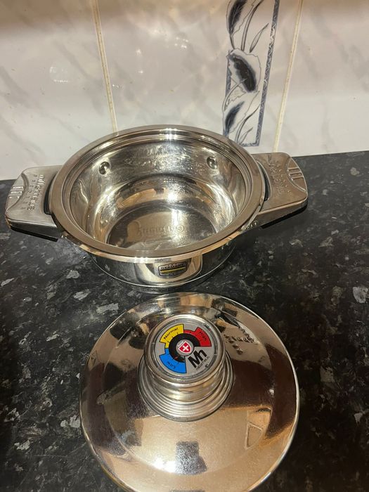 Продам кастрюлю и сотейник