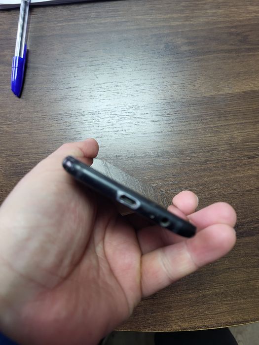 Самсунг А 6 в отличном техсостояний