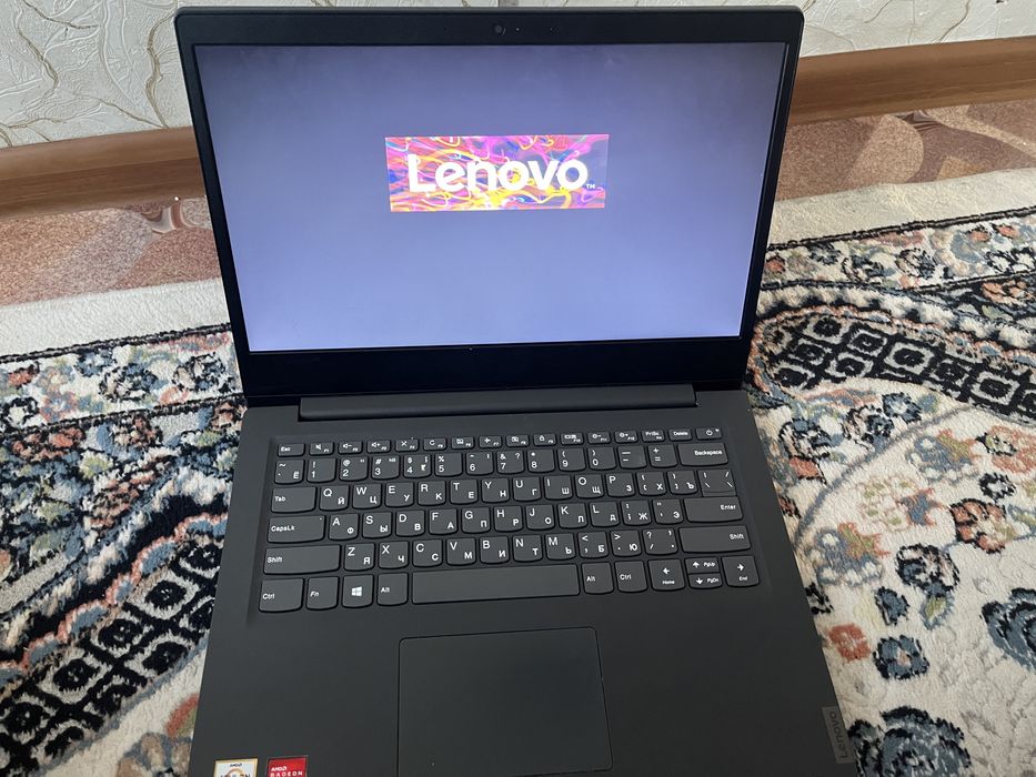 Продам ноутбук Lenova