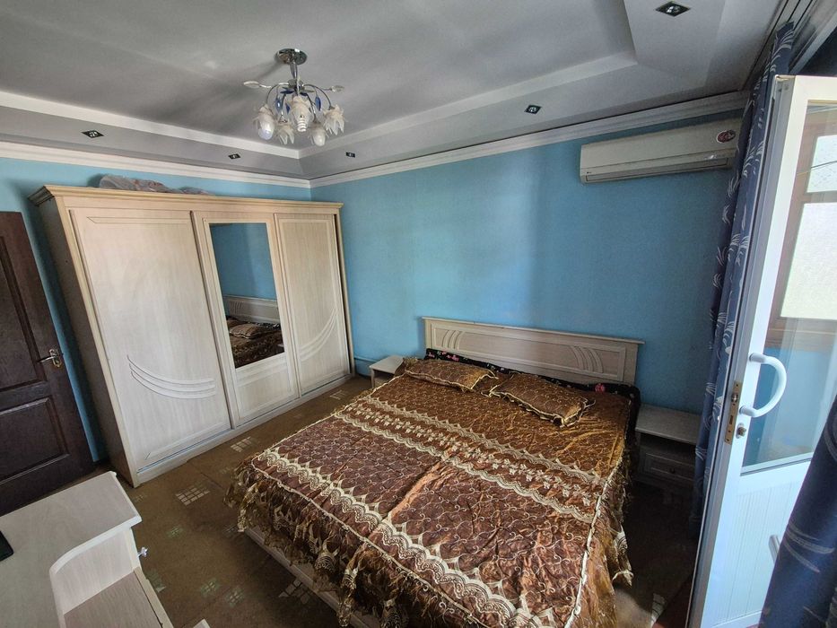 51-maktab Shotarustavilli kvartera ijaraga beriladi 3 xona
