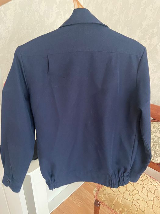 Продам форму полицейскую