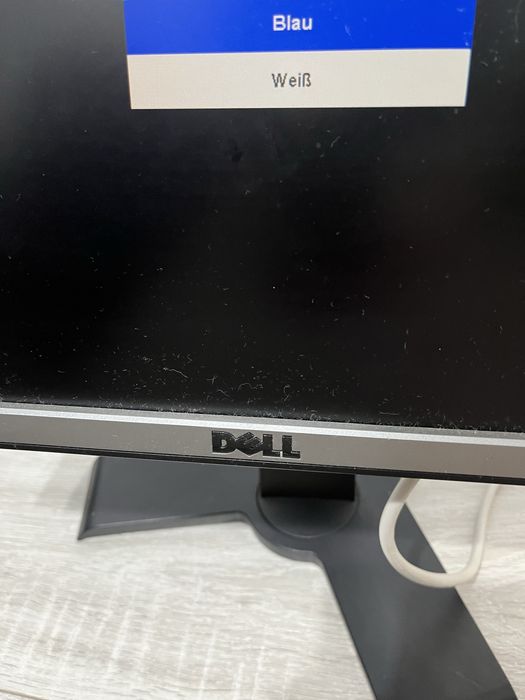 Monitor DELL  utilizat