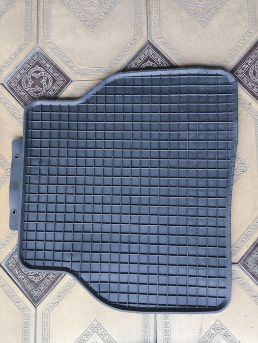 Полики BMW-5 E39. Новые.