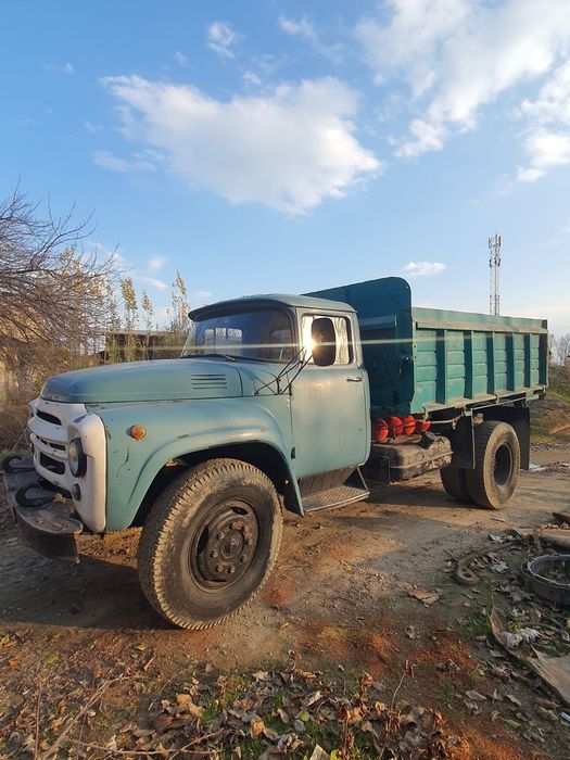 ЗИЛ сотилади 8,900 $