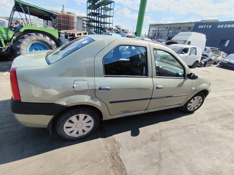 Compresor AC 8200802608 Dacia Logan 2006 1.4 MT (75 hp)