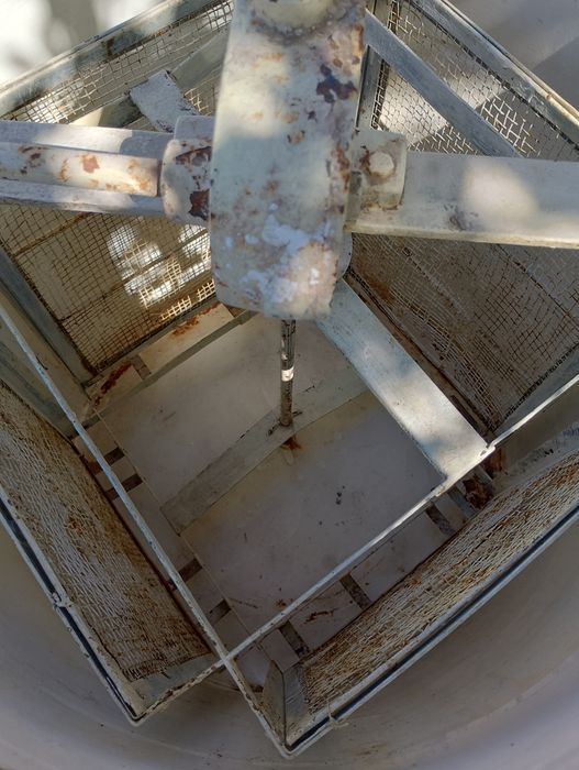 Центрофуга за мед