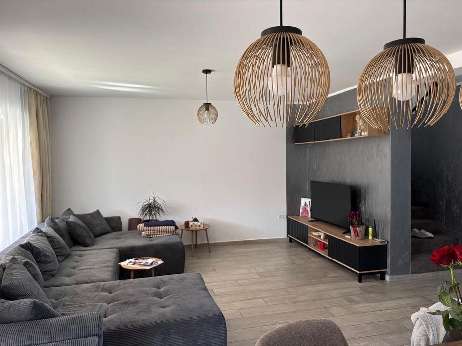 Direct proprietar casa  de inchiriat cartier Izvor, 3 dormitoare