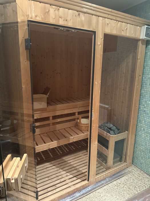 Продам сауну и бассейн-джакузи