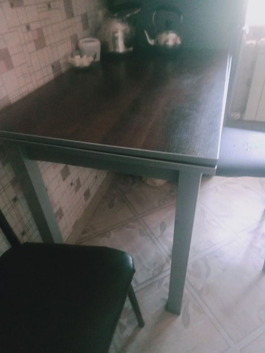 Продам низкий стол