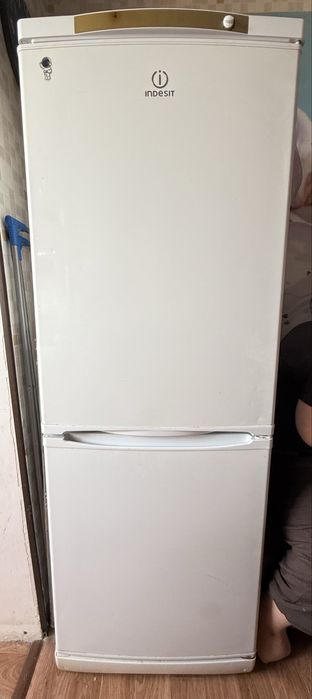 Холодильник индезит
