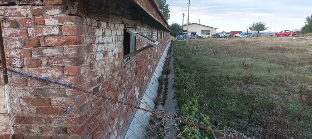 Продава се Промишлена сграда в с. Кирилово, Област Ямбол - 3592 кв.м за 17 €/кв.м - Снимка #15