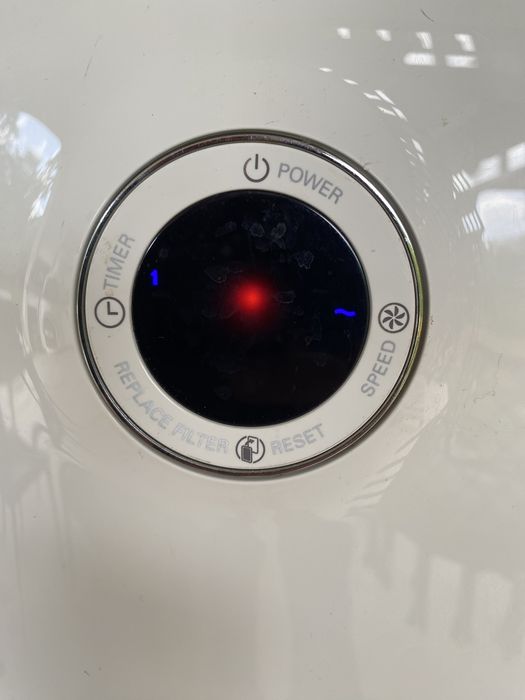 Purificator aer Philips filtru nou