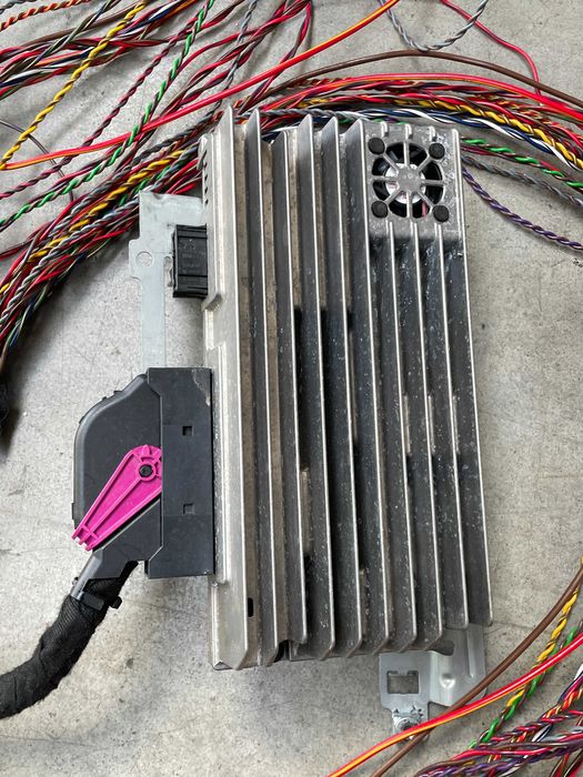 Sistem audio Dynaudio VW Touareg 7P